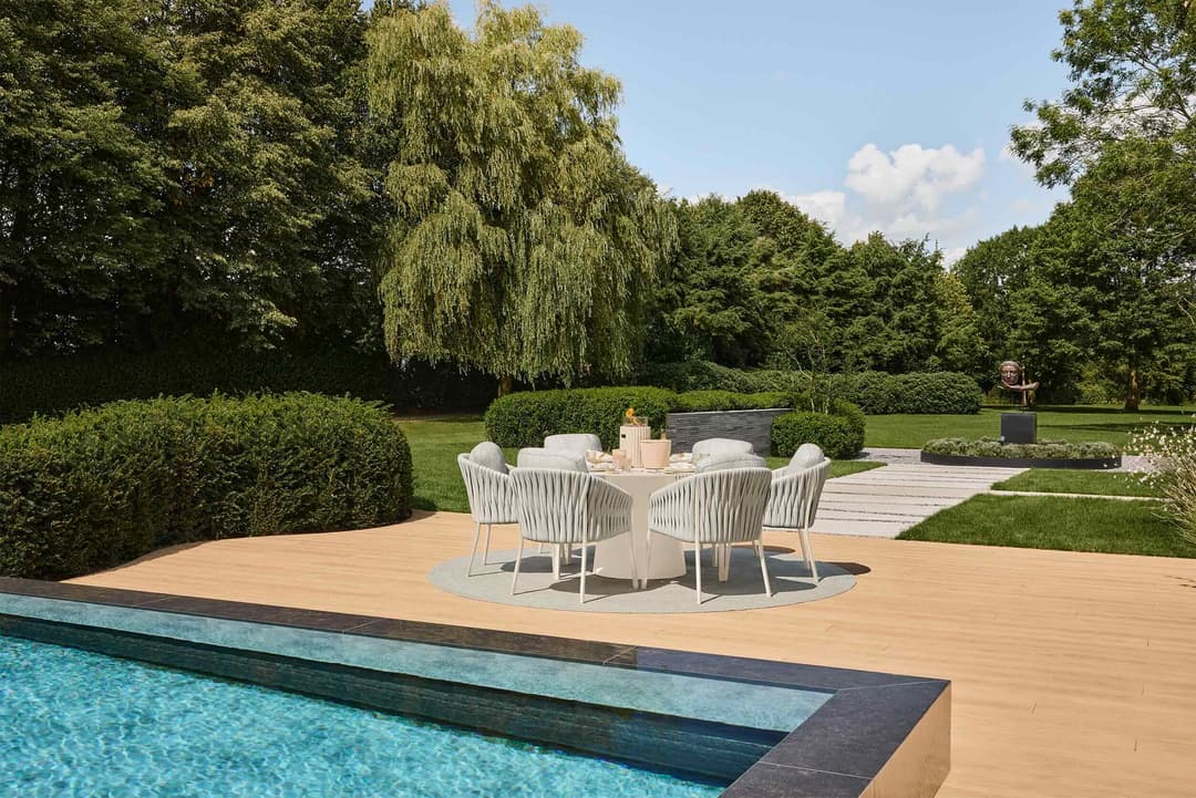 Vijf stoelen voor ieder buitenmoment